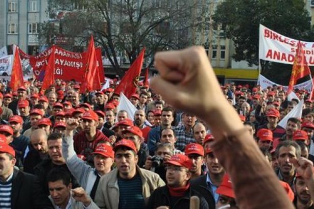 Devrimci İşçi Partisi Merkez Komitesi: Orta yol yok!