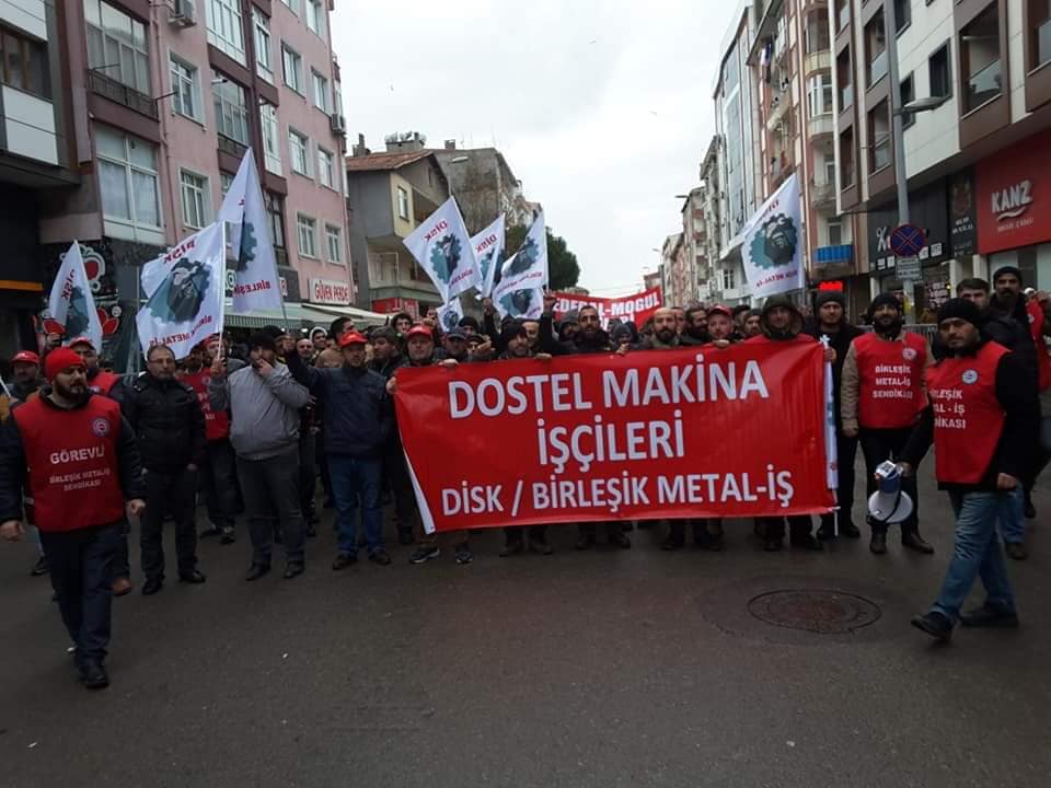 Gebze Dostel Makina’dan bir işçi