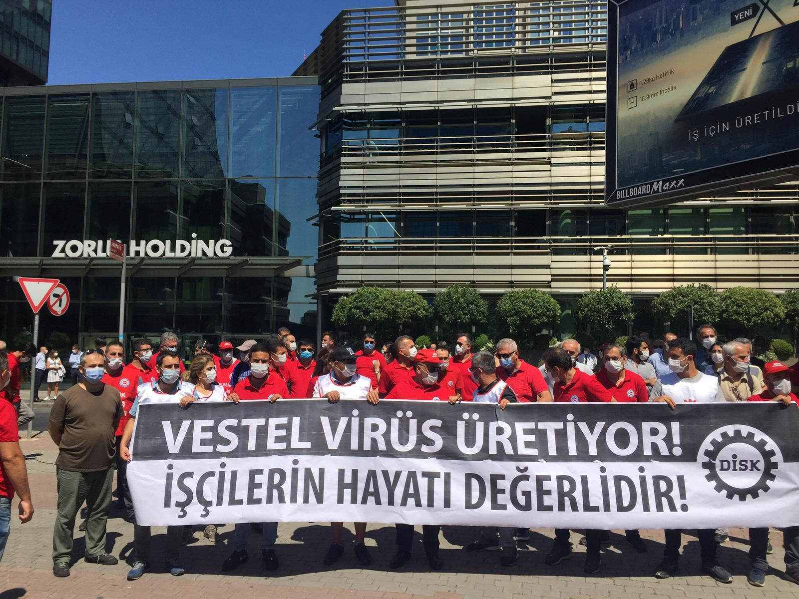 DİSK’ten Vestel’de hızla artan Covid-19 ölümlerine karşı basın açıklaması: Vestel virüs üretiyor!