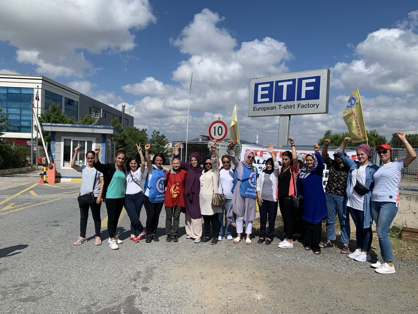 ETF Tekstil işçilerinin hak gaspına karşı mücadelesi sürüyor