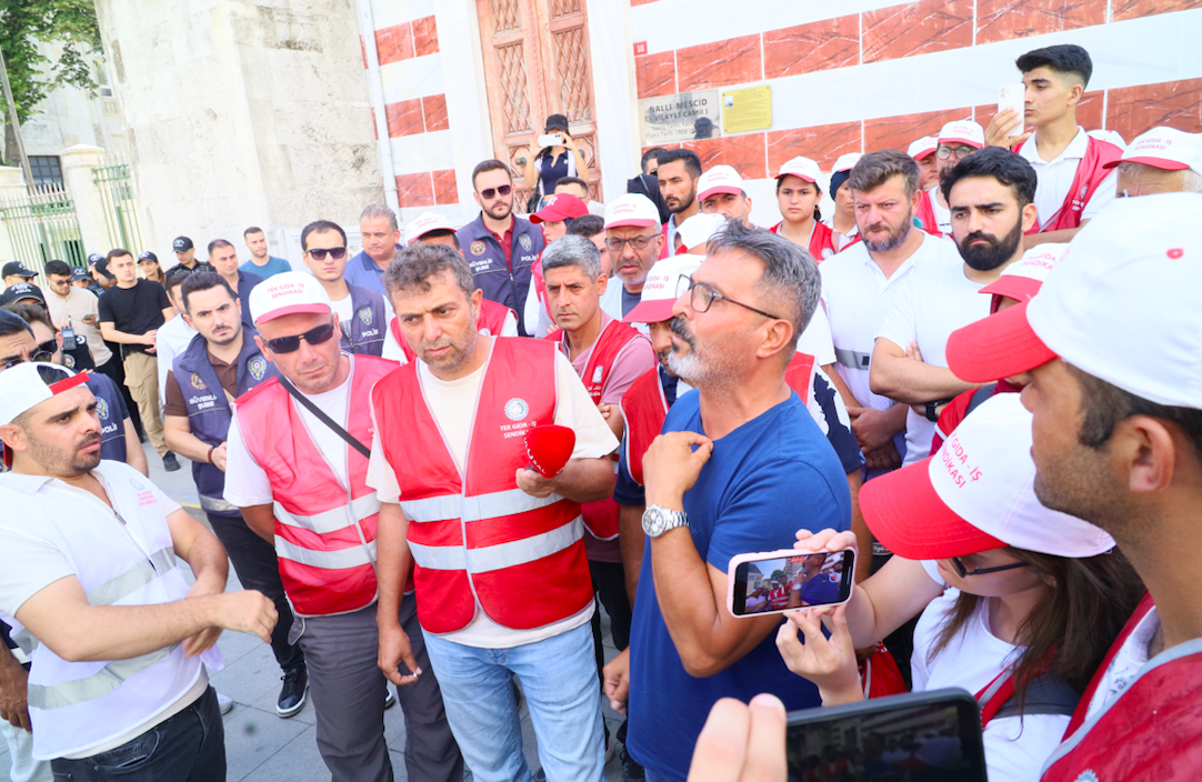 Polonez işçisi bir sabah ansızın Bâb-ı Âli’de İstanbul Valiliğinde