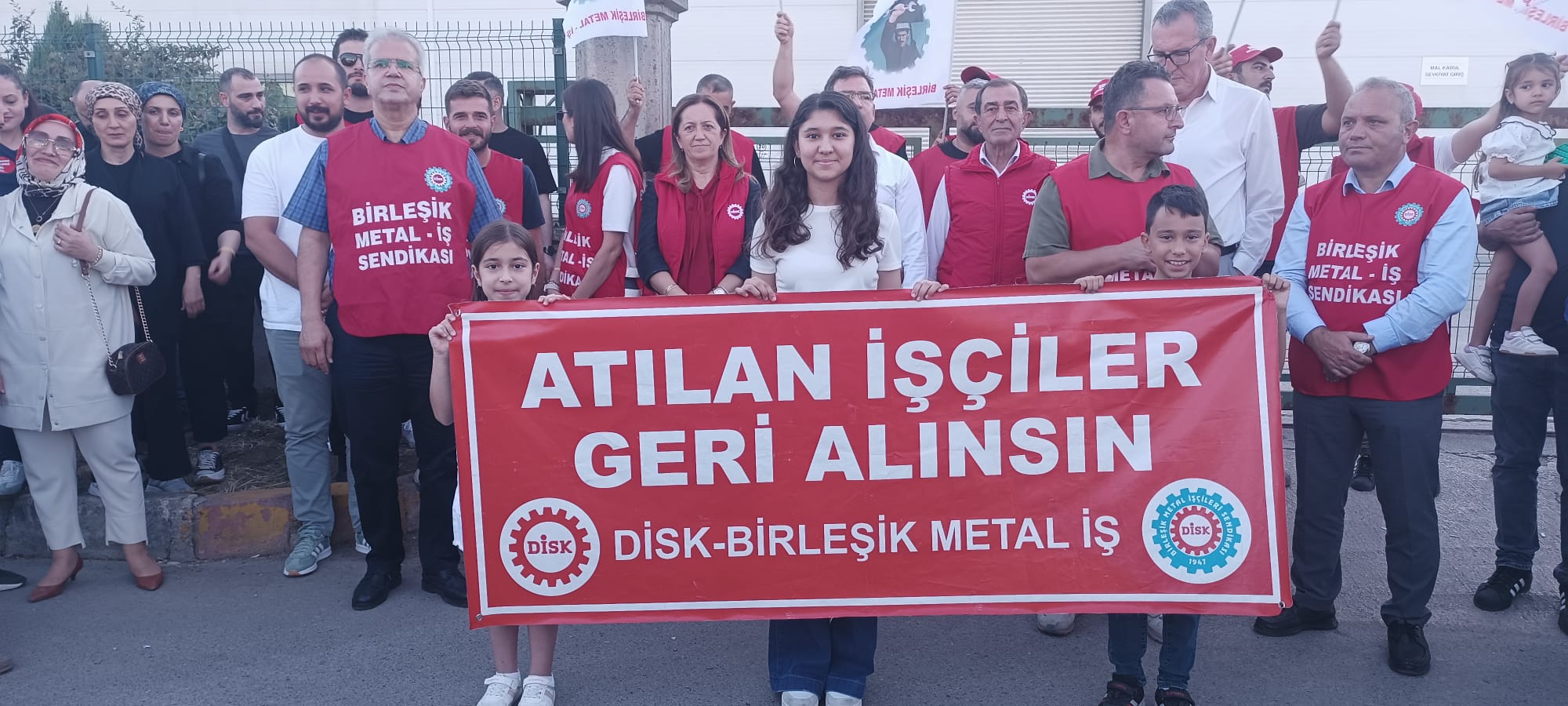 SAG Hidrolik işçisi sendikal hakları için direnişe devam ediyor!