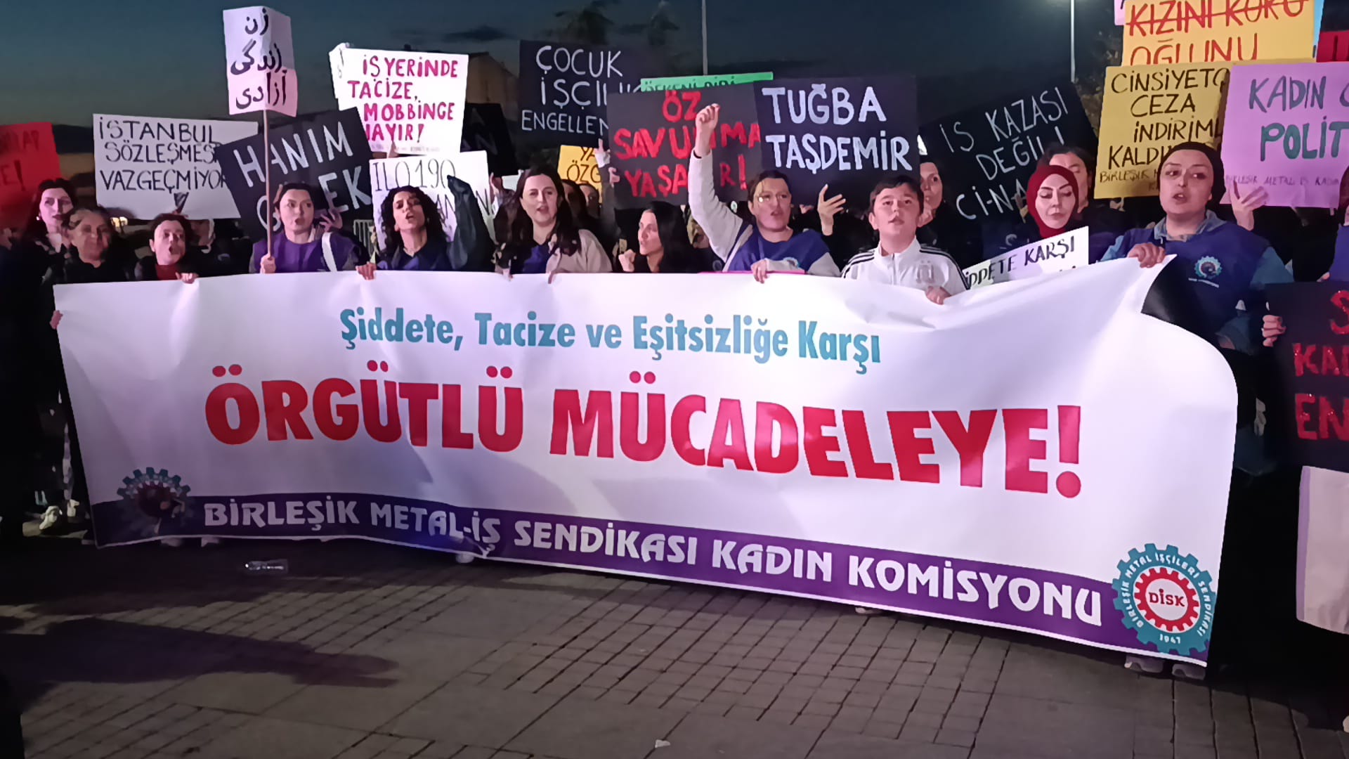 Erkek egemen kapitalist sistemi yıkmak için emekçi kadınlar en öne!