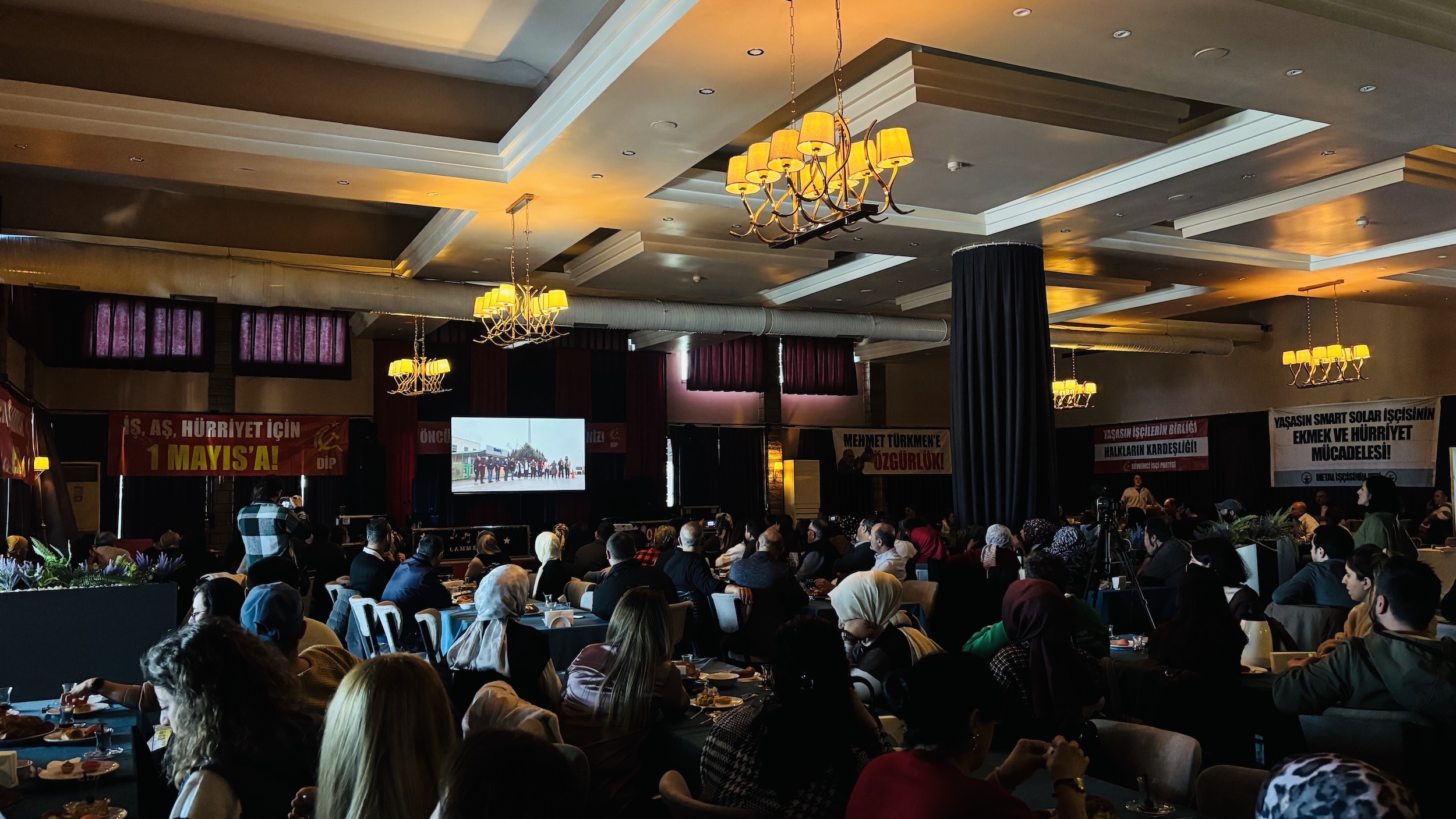 belgesel gösterim öncü işçi şurası 