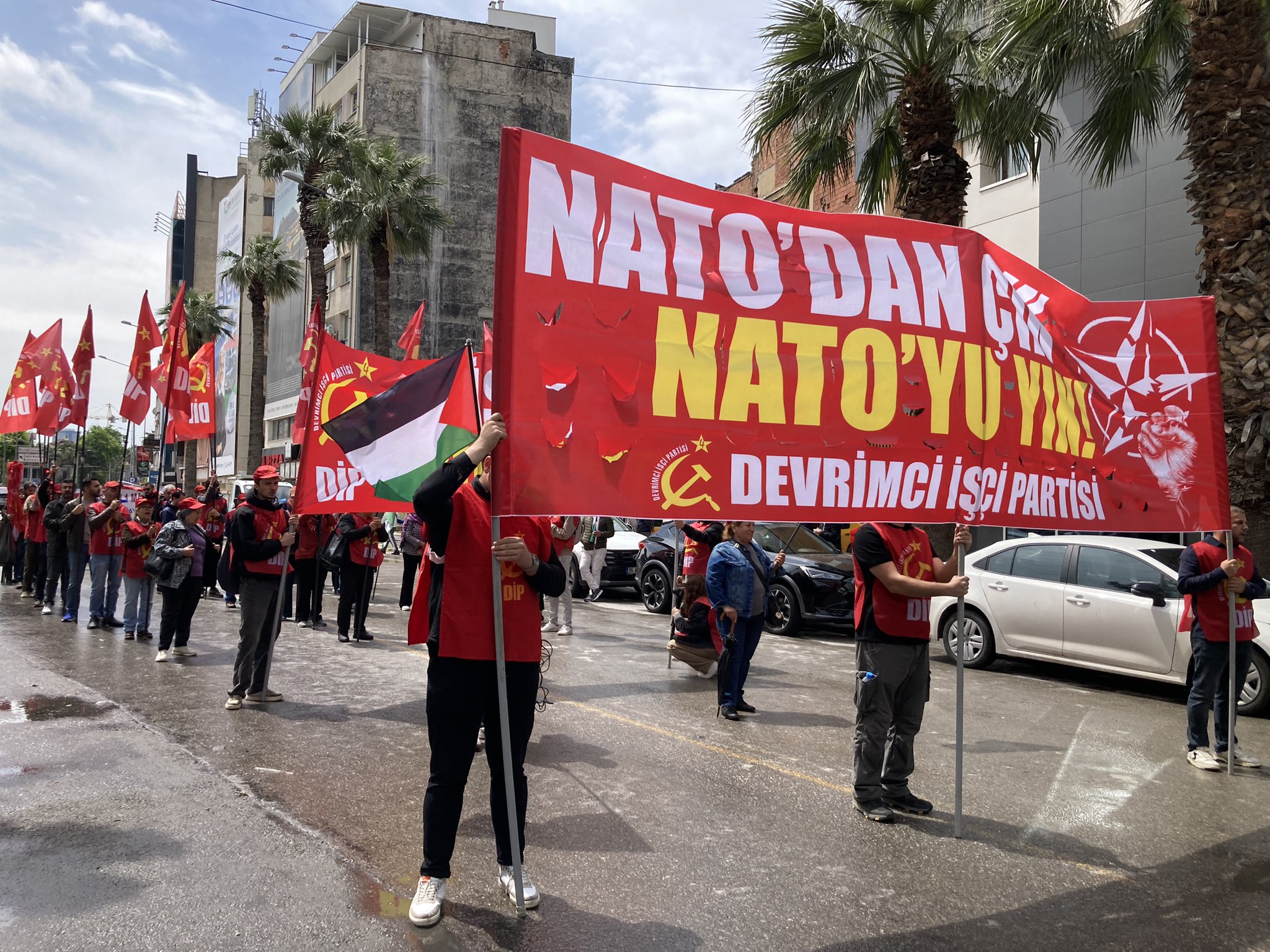 izmir 1 mayıs