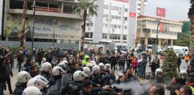 İzmir'de Genel İş'e bağlı belediye işçilerine polis saldırdı