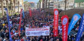 İzmir Büyükşehir Belediyesi’nde işçi düşmanlığında geri adım: İşçiler işe iade edildi!