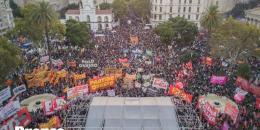 Arjantin: Darbenin 43. yılında on binlerce emekçi darbeye, kemer sıkmaya ve emperyalizme karşı meydanlarda
