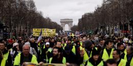 Fransız ordusu Sarı Yeleklilere karşı sokakta! Cezayir halkı Sarı Yeleklilerin yanında! 