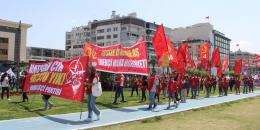İki yıl aradan sonra işçi sınıfının talepleri İzmir Gündoğdu’da yankılandı
