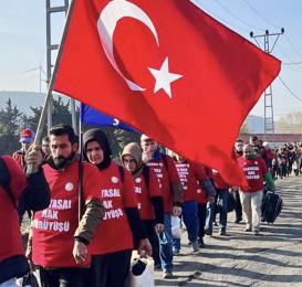 Polonez işçisi bitti demeden bitmez: İşçi sınıfının kazanımı müdürlük yazısıyla silinip atılamaz! 