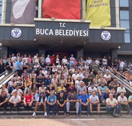İzmir belediyeleri işçi düşmanlığında son noktada: işçi ücretleri gasbediliyor!