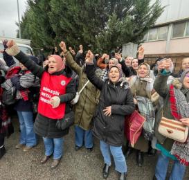 Korku nedir bilmeyen emekçi kadınlar hep en önde!