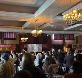 belgesel ayakta alkışlandı öncü işçi şurası