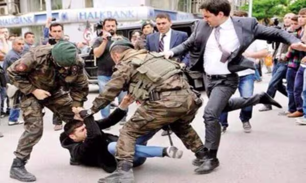 hakan4.jpg