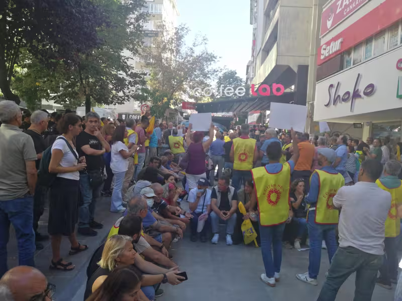 ogretmenlersusmuyor1.jpg