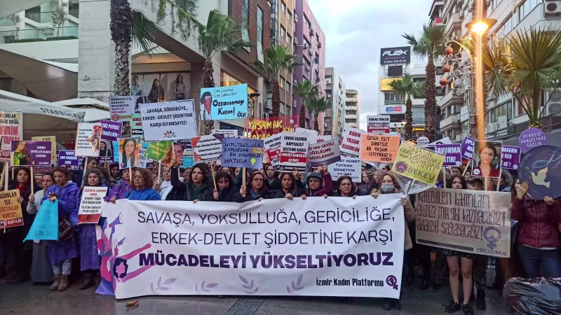 izmir1.jpeg