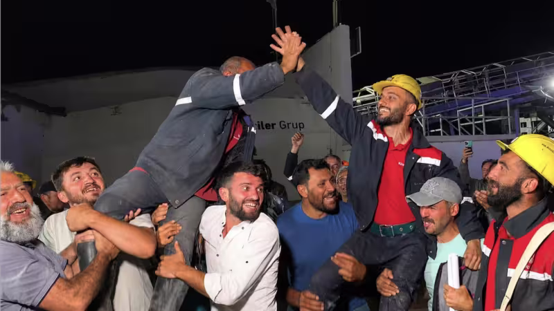 Özşen Madencilik’teişçiler haklarını söke söke aldı!