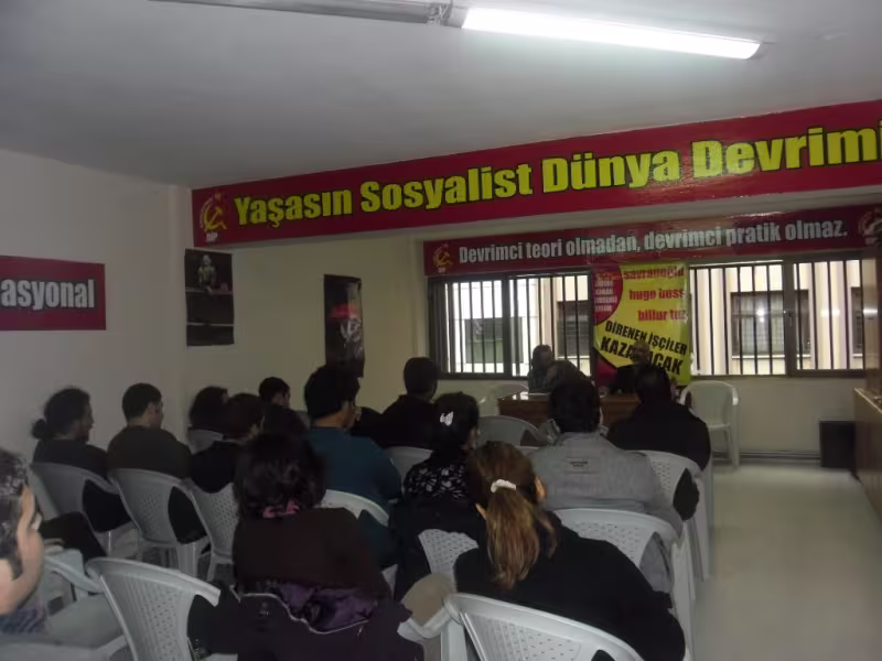 5104a1b2e1964d6decac501573adac6e.jpg