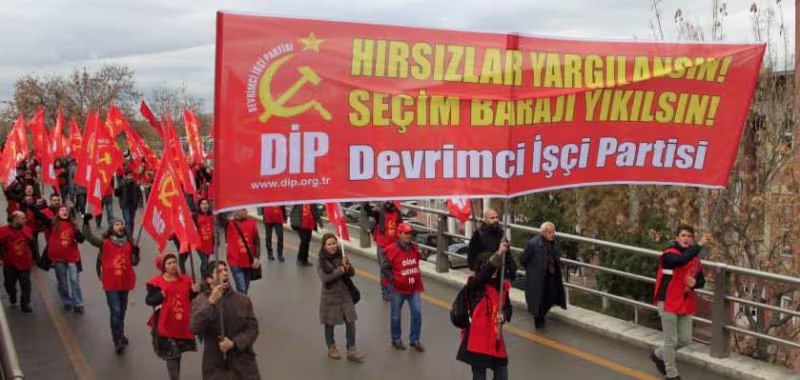 baraj_yikilsin_hirsizlar_yargilansin.jpg