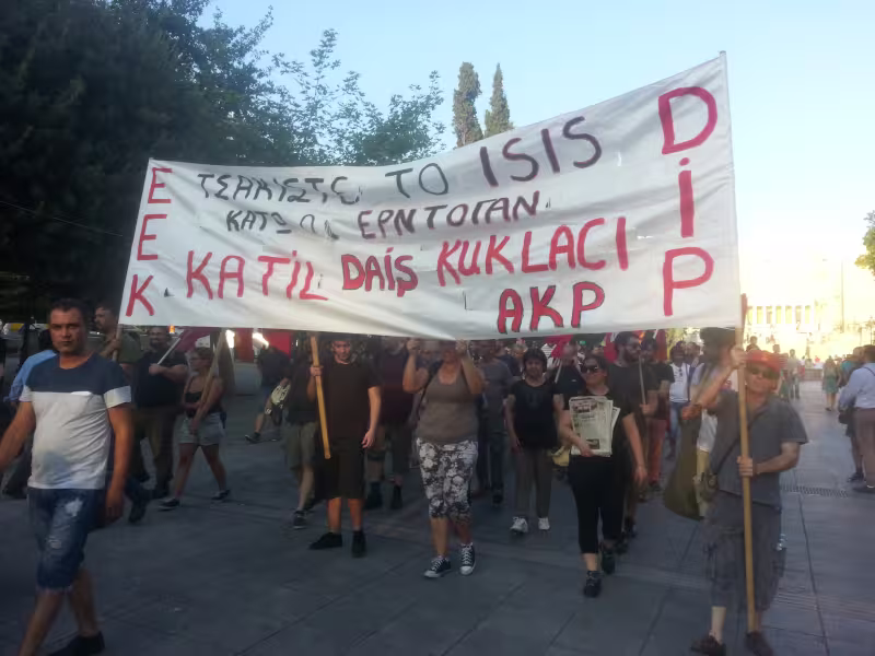 suruc_atina_1.jpg