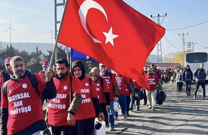 Polonez işçisi bitti demeden bitmez: İşçi sınıfının kazanımı müdürlük yazısıyla silinip atılamaz! 