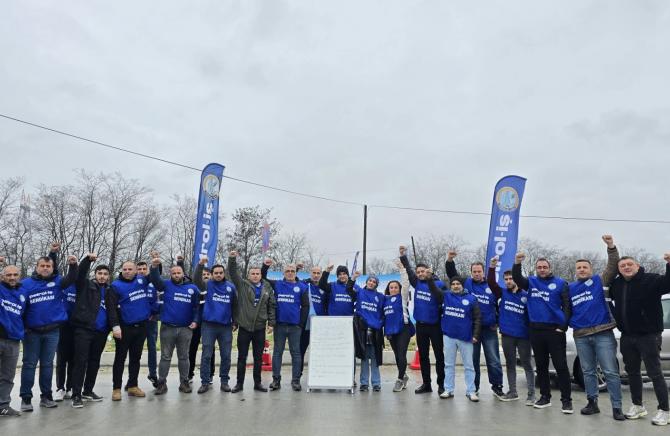 SubMed direnişinden bir işçi kadın: SubMed direnişi bir kişinin değil milyonlarca işçinin mücadelesidir!