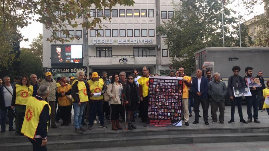 Çorlu da eğitim emekçileri 10 Ekim’i unutmadı Çorlu da eğitim emekçileri 10 Ekim’i unutmadı
