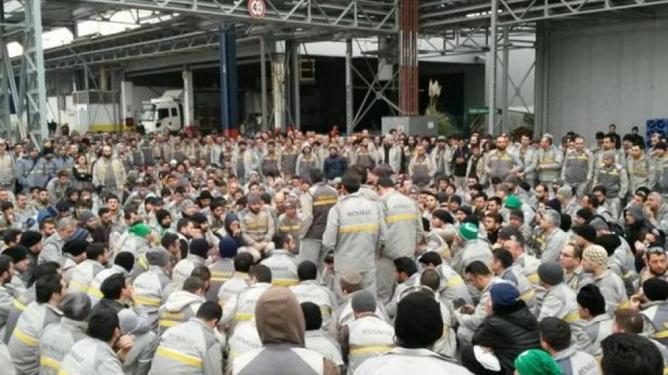 Kıdem tazminatı kırmızı çizgimizdir! - Bursa Oyak Renault’dan bir işçi Kıdem tazminatı kırmızı çizgimizdir! - Bursa Oyak Renault’dan bir işçi