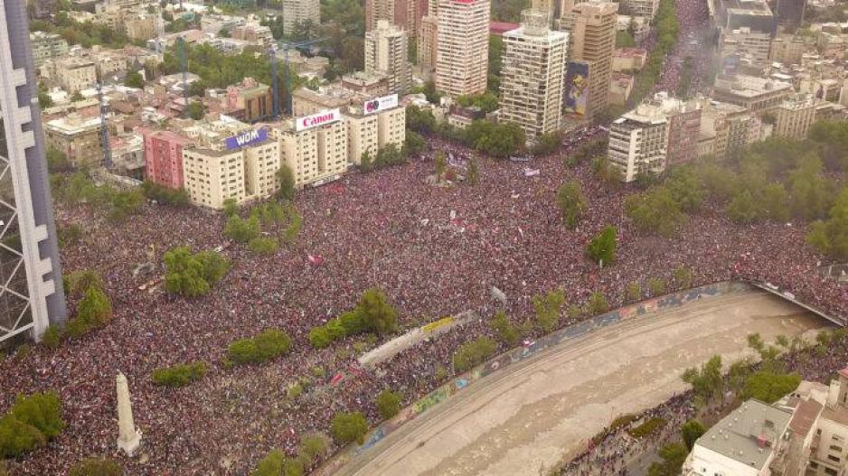Venceremos: Şili uyandı, zulme ve yoksulluğa paydos!
