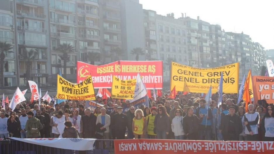 İzmir’de KESK mitingi: Herkese güvenceli iş ve güvenli gelecek