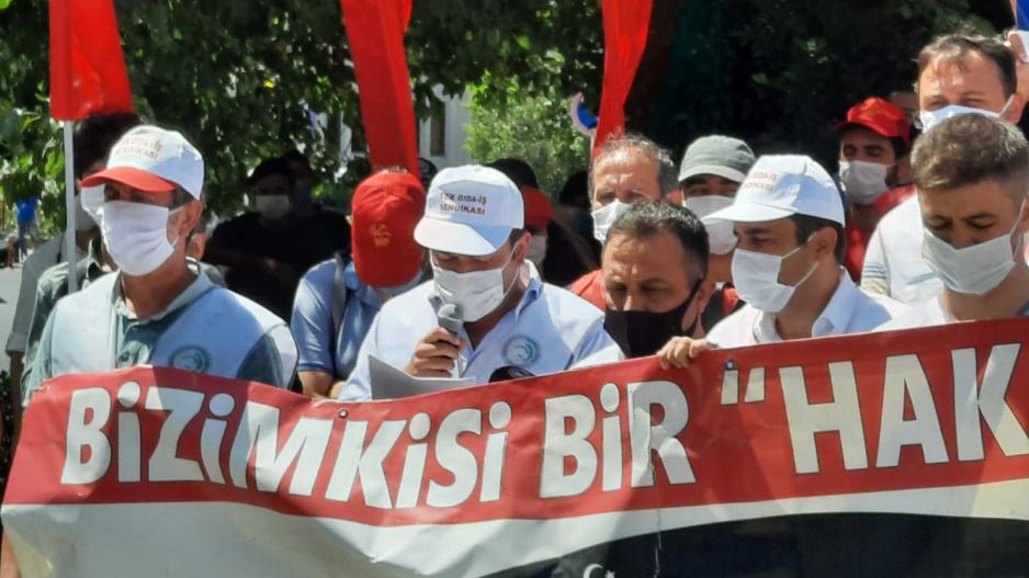 Cargill mahkeme kararlarını uygulamadı: İşçiler “hak verilmez alınır” diyerek direnişi İstanbul’a taşıdı! Cargill mahkeme kararlarını uygulamadı: İşçiler “hak verilmez alınır” diyerek direnişi İstanbul’a taşıdı!