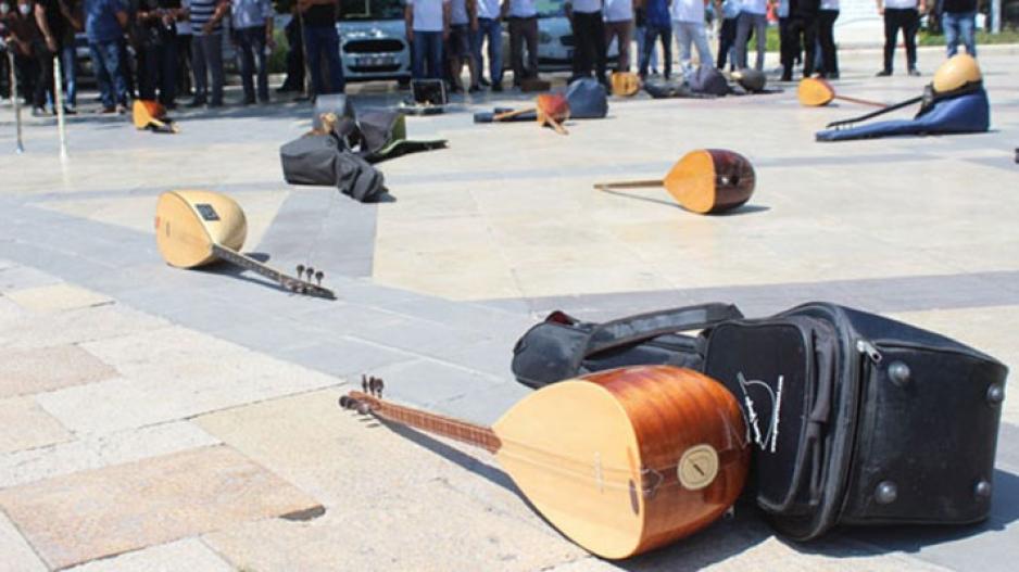 İnsanlar zaten aç, şimdi de ruhlarını aç bırakacaksınız!