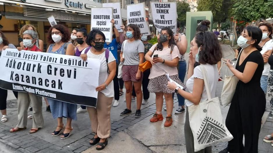 Adkoturk grevinin sesi İzmir’de yankılandı!