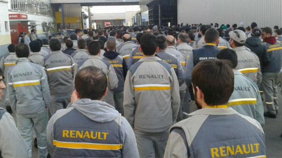 Bursa Oyak-Renault'dan bir işçi: Türk Metal’in taslağı ile ekonominin geldiği durum arasında dağlar var Bursa Oyak-Renault'dan bir işçi: Türk Metal’in taslağı ile ekonominin geldiği durum arasında dağlar var