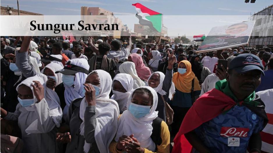 Sudan devriminde dar geçit