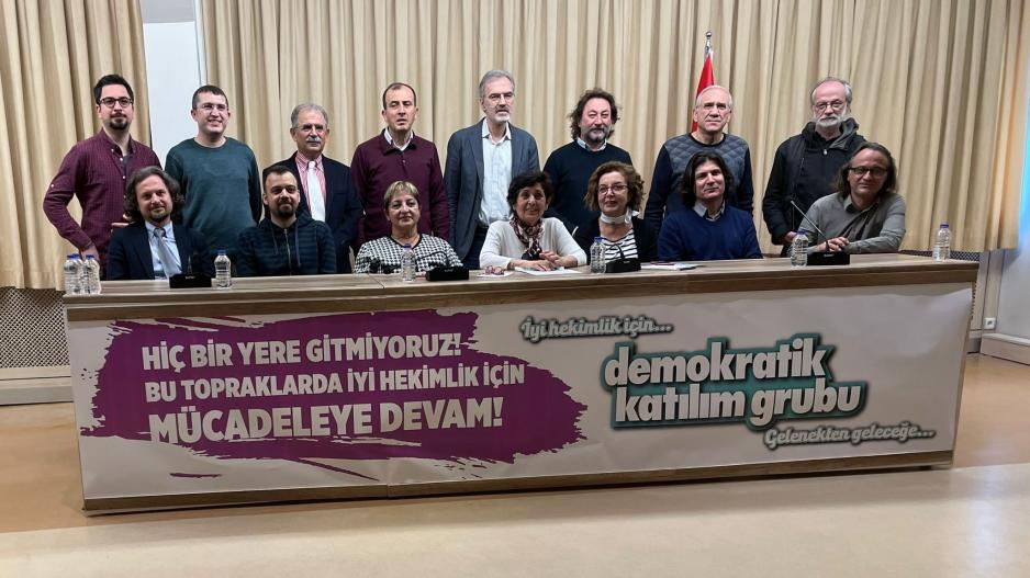 İstanbul Tabip Odası seçimlerinde aday olan “Demokratik Katılım Grubu” basın açıklaması düzenledi