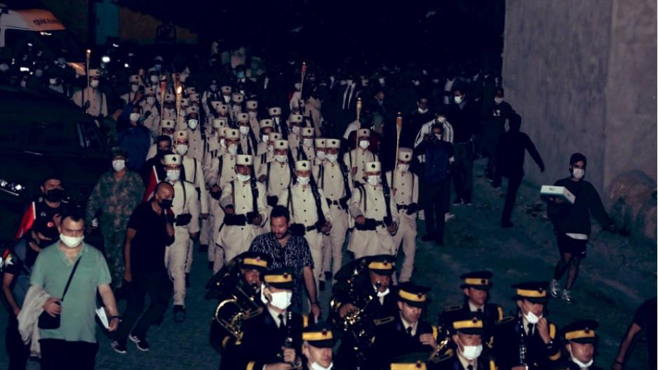 Yürüyüş alayı Yürüyüş alayı