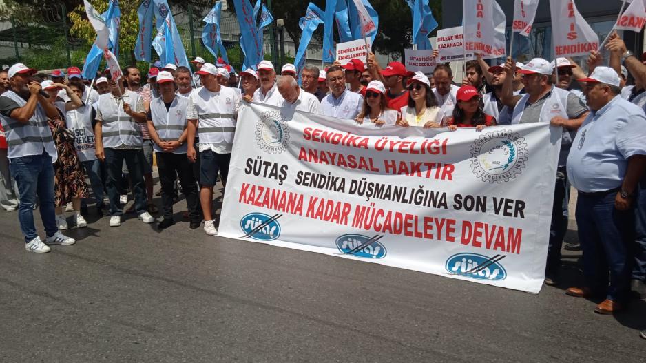 Sütaş genel müdürlük eylemi Sütaş genel müdürlük eylemi