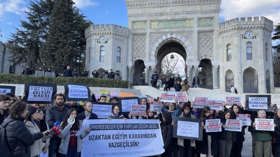 Geleceğimizi kurtarmak için, üniversitelere, mücadele etmeye!