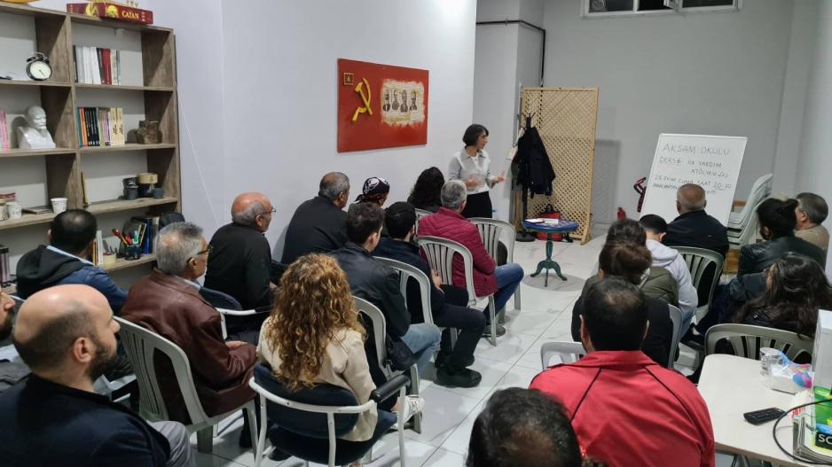 İkitelli’de Akşam Okulu “Dünyayı anlamamız ve onu değiştirmemiz lazım!” şiarıyla devam ediyor