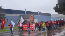 Grev yasağını tanımayan Bekaert işçileri kazandı!