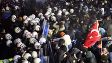 İstibdadı yenmek üzere emekçi halkın tamamının gücünü bir araya getirmek için düzen siyasetini aşalım!