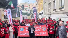 Özel İtalyan Lisesi öğretmenleri haklarını almak için grevi sürdürüyor!