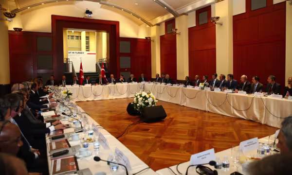 yazi2-erdoganabdsirketlerinceolarinaguvenverirken.jpg