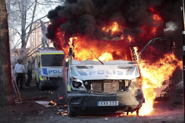 swedenriots.jpg