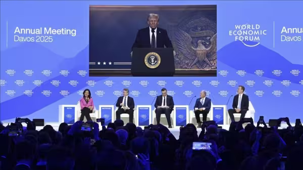 yazi3davos.jpeg