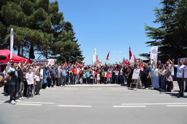 P&G işçileri Gebze Organize Sanayi Bölgesi’nin ortasında çoban ateşini yaktı!