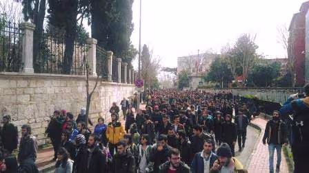 16mart2.jpg