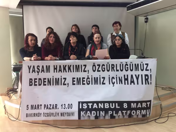 8mart.jpg